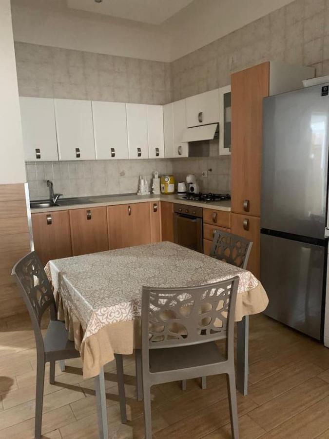 Monohouseinbari Apartment Екстериор снимка